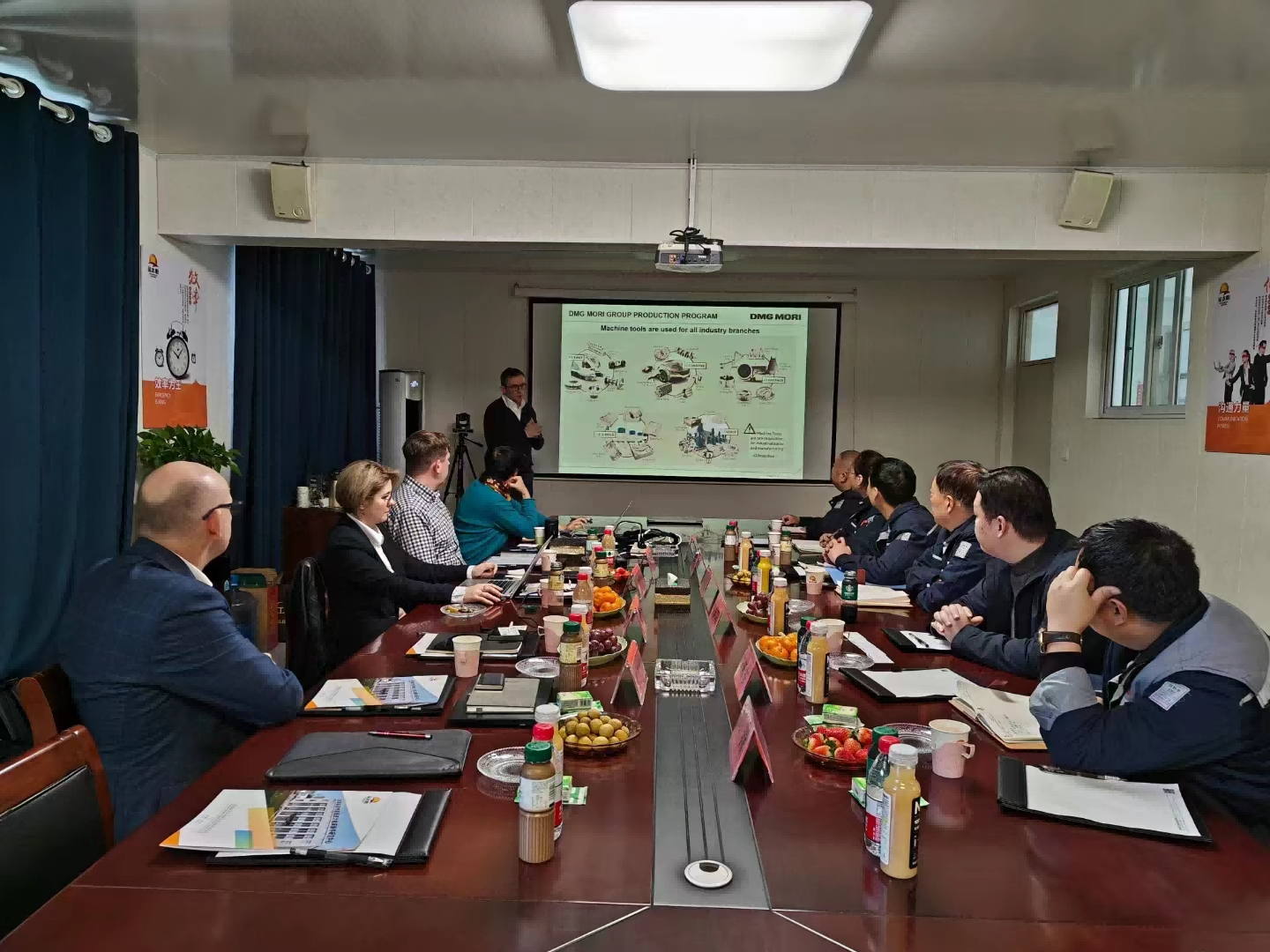 DMG MORI客人蒞臨我司考察（chá）交流