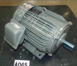 Mitsubishi三菱減速電機型號：SF-PRO 3.7K...